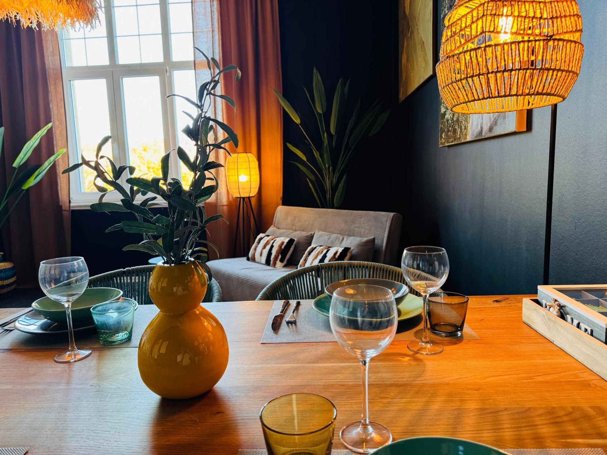 Klassen Stay - Designer Altbau Apartment Mit 2 Zimmer - Naehe Zentrum Und Rhein Koblenz  Eksteriør bilde