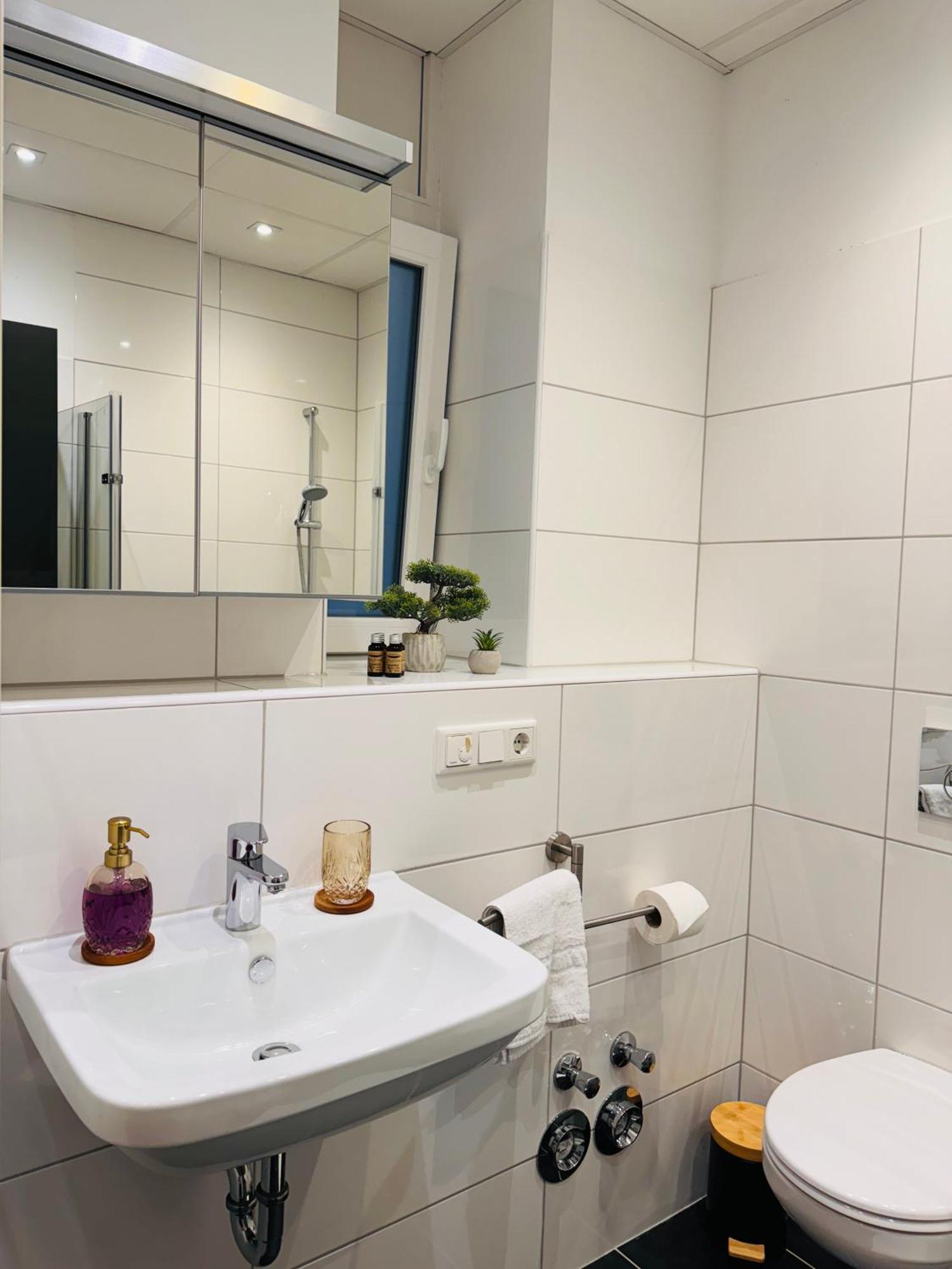 Klassen Stay - Designer Altbau Apartment Mit 2 Zimmer - Naehe Zentrum Und Rhein Koblenz  Eksteriør bilde